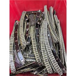 Hornby Dublo - large collection of three-rail track including straights, curves, half rails, quarter rails, small sections, various points, decouplers, diamond crossings etc, some boxed and some empty boxes