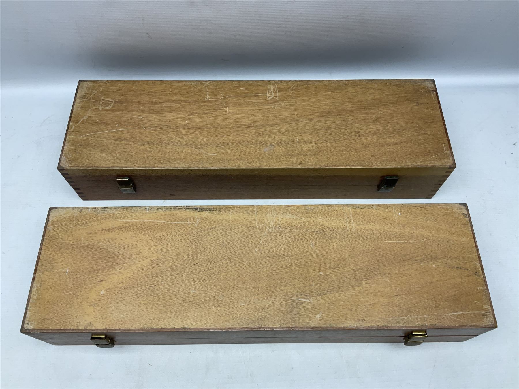 Four Abu fishing reels, comprising Ambassadeur 9000, Ambassadeur 7000, Ambassadeur 5500 and Ambassadeur 6500, together with additional line, hardy fishing bag and two wooden boxes