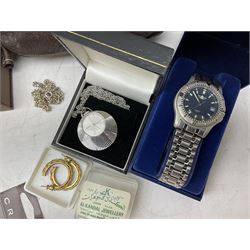 Collection of costume jewellery to include Giani Giorgio watch, Seiko pendent clock, cufflinks, necklace, earrings etc   