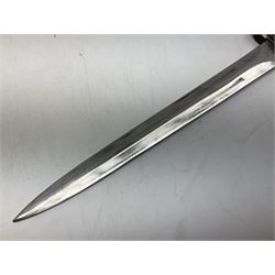 British Pattern 1888 Bayonet, the 30cm steel blade by Wilkinson London with various markings at the ricasso, including broad arrow, VR cypher, inspector's marks and issue date for September 1891, the pommel numbered 895; in steel mounted leather scabbard with various markings to the throat L43.5cm overall
