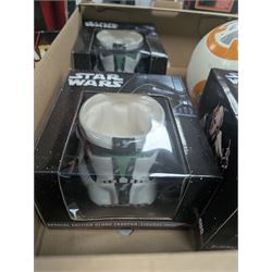 Star Wars collectables, including Episode I Jar Jar Binks Wake Up System, BB8 model, Jar Jar Binks Adventure game, Revenge of the Sith Masterworks and three Cards Inc figural mugs