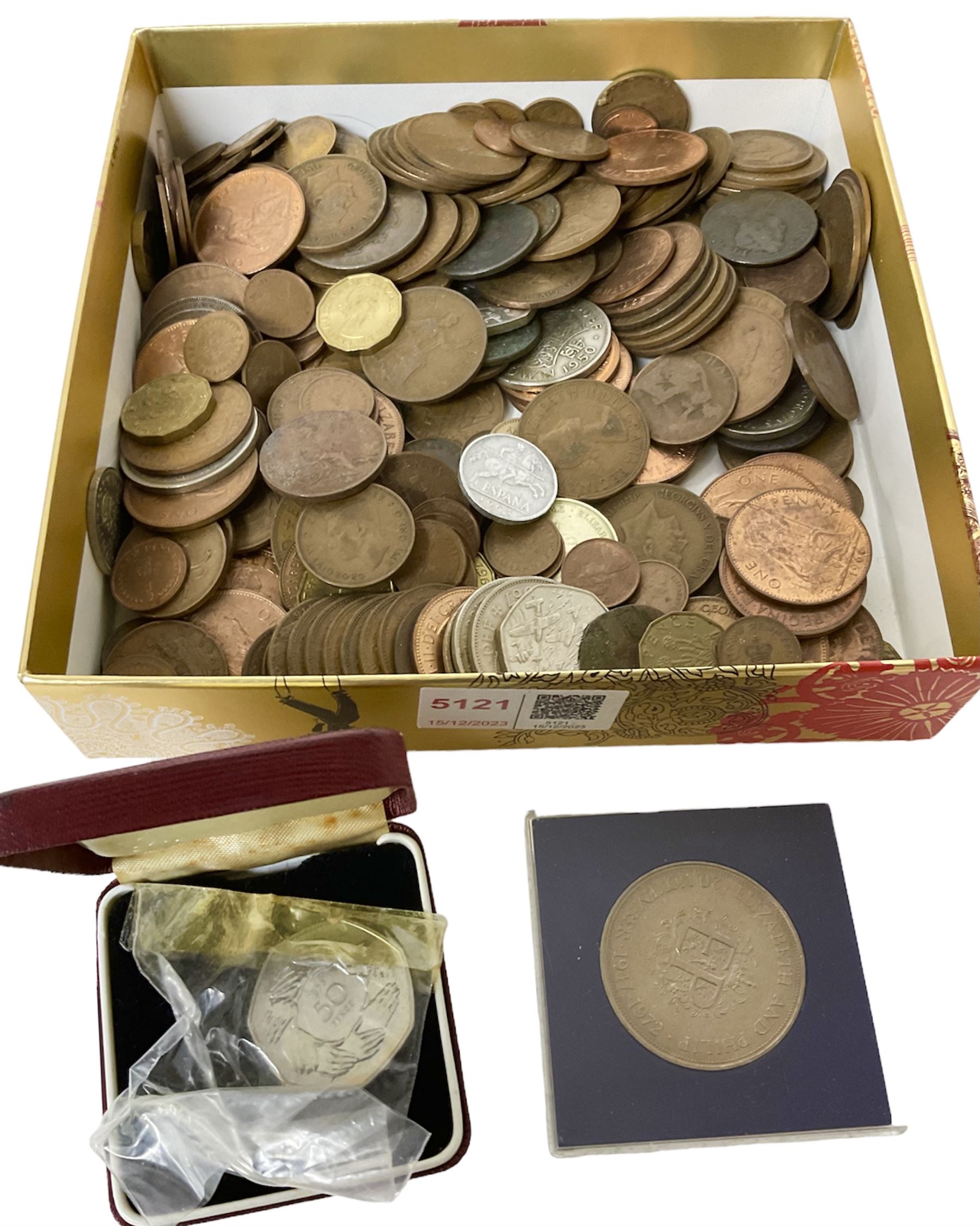 Great British and World coins, pre-decimal pennies and other denominations, commemorative crown etc