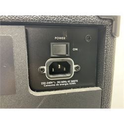 Peavey VYPYR VIP-3 guitar amplifier serial no.0DBDM070095 L51cm; with Peavey Sanpera 1 pedal board serial no.0DBDM160027 and cables (2)