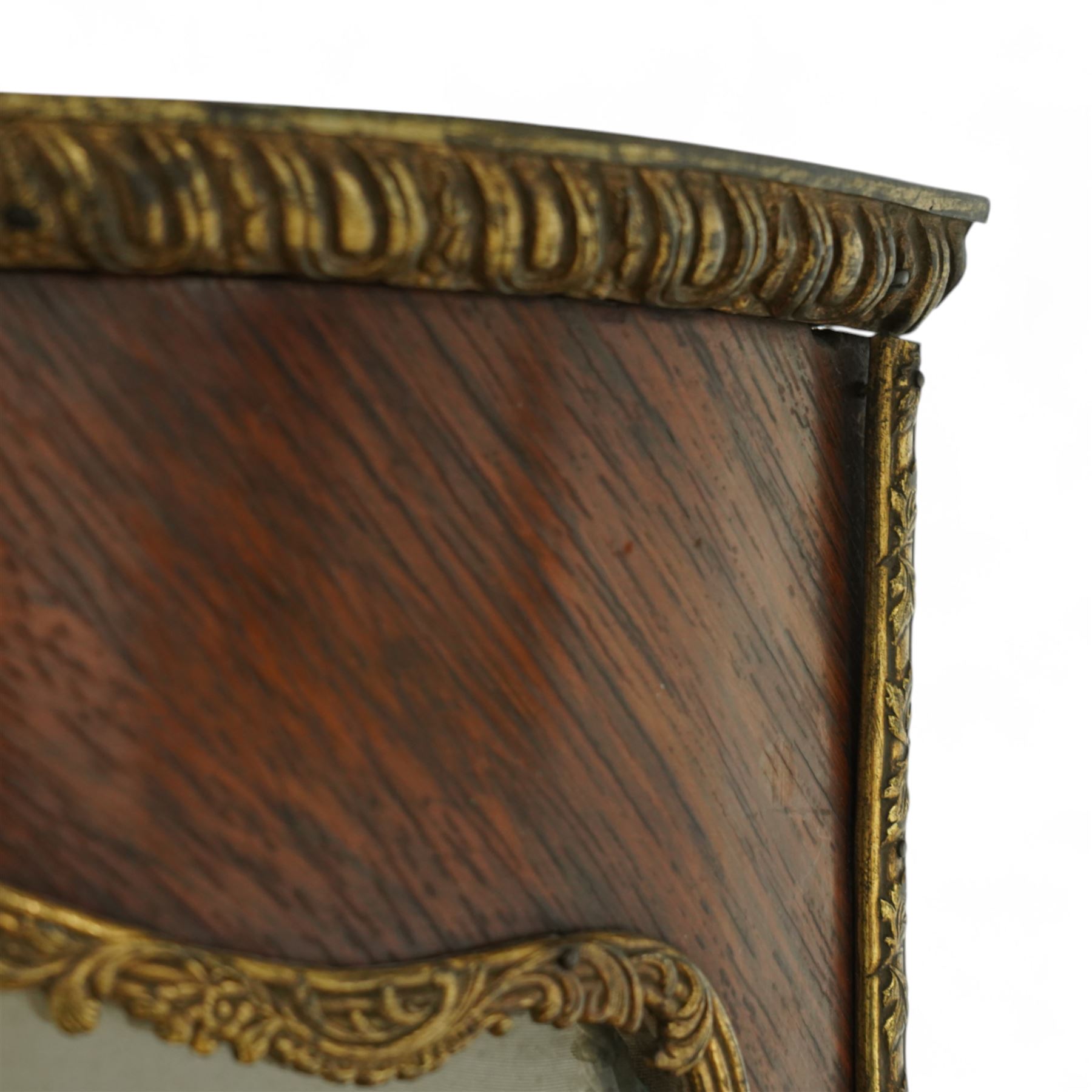 Louis XV revival kingwood Vernis-Martin serpentine fronted vitrine cabinet, arched top with gilt brass foliate mounts, glazed door with two shelves above three painted panels, depicting pastoral scenes, supported on out-swept cabriole legs with gilt brass mounts and sabots.
