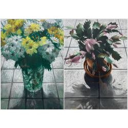Leonard 'Len' Hardy (British 20th Century): 'Christmas Cactus' and 'Chrysanthemums', pair ...