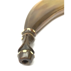 19th century Scottish flattened horn powder flask with ribbed decoration on outer edges, carved serpent's head mouth with bone inlaid collar, dot and ring decoration to base plate 27cm 