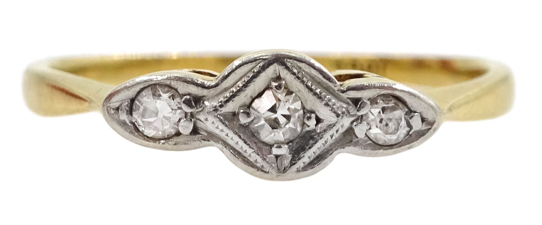 18ct gold Art Deco diamond chip ring, stamped 18ct Plat