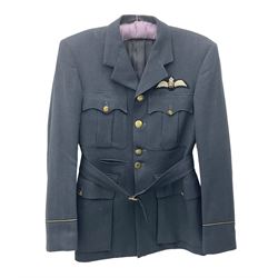 RAF pilot officer's tunic, bears Gieves label 'W.L. Dumble C/68/11406 L/6/51'