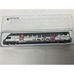 Hobbytrain 'N' gauge - locomotive H25111 SBB IC 2000 Bt Steuerwagen 'Globi'; and four coaches, H25108 1. Klasse, H25109 2. Klasse, H25110 1. Kl. mit Gepackabt; and H25112 Restaurantwagen; all boxed (5) 