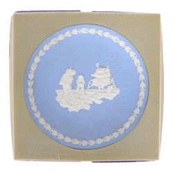 Wedgwood Jasperware plate Man on the Moon, in original box 