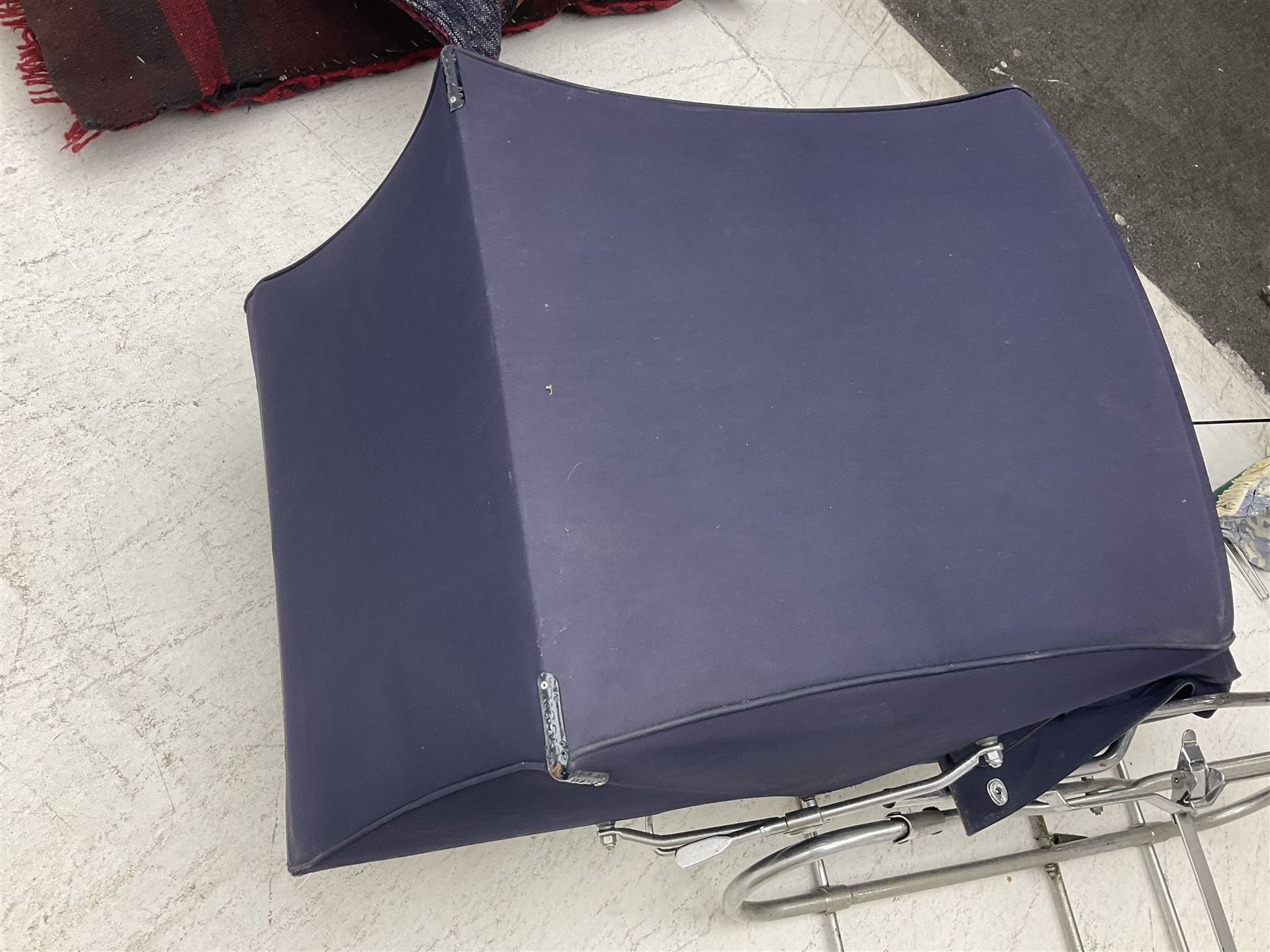 Silver Cross blue pram, with folding canopy and apron