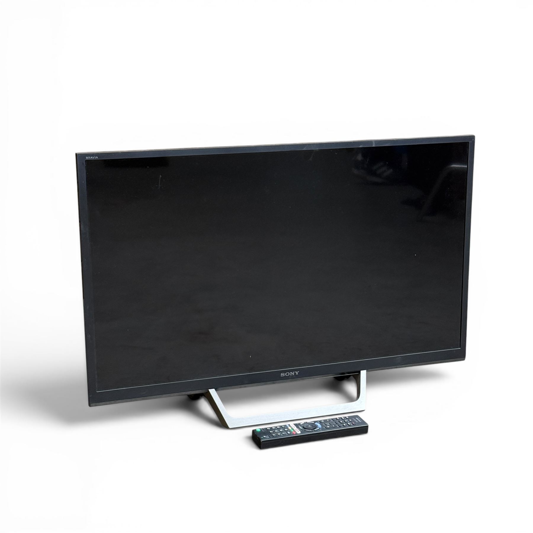 Sony 32'' KDL-32WE613 television with remote