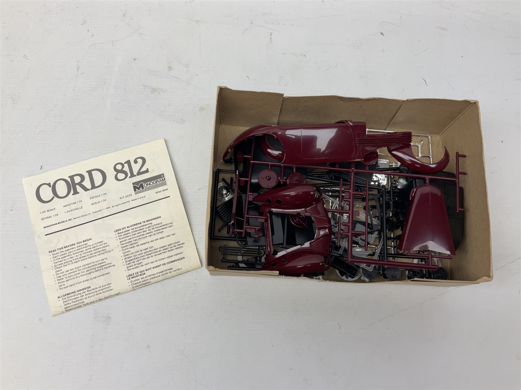 Collection of boxed die-cast model cars, to include Corgi Classics Thunderbirds 'Fab 1', with Lady Penelope and Parker figures, Corgi James Bond Octopussy and Thunderball, Heartbeat vehicles by Lledo and Corgi, Minichamps etc