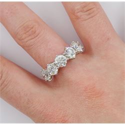 Platinum five stone round brilliant cut diamond ring, Sheffield 2007, total diamond weight approx 3.10 carat