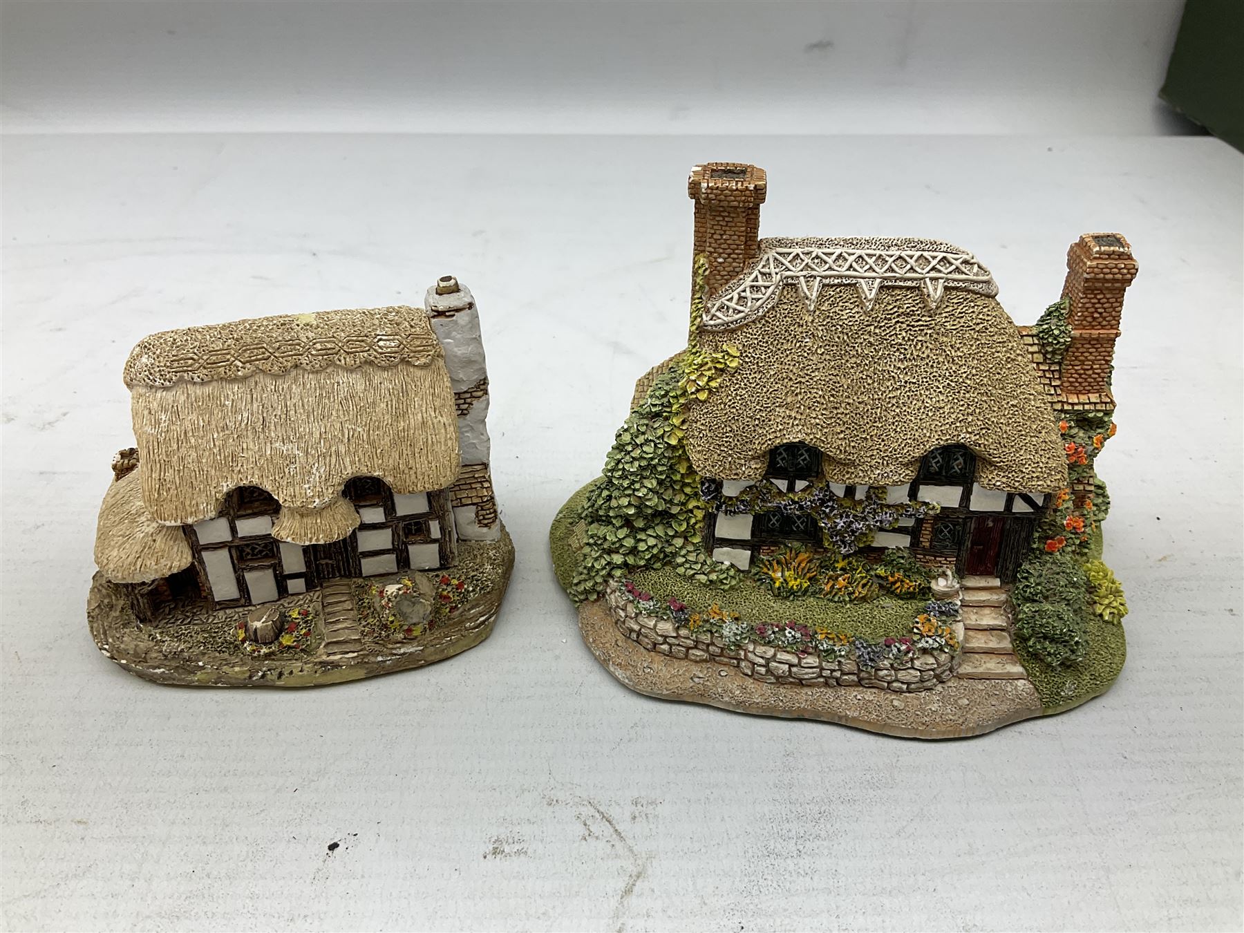 Twenty Lilliput Lane cottages to include 'Canterbury Bells', 'Royal Oak In'', 'Marigold Meadow', 'The Farriers' etc