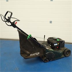 Hayter Harrier 41 petrol lawnmower, Briggs & Stratton engine, adjustable height, with collecting basket