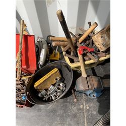Selection of hand tools, drill bits, Titan hoover, Paramo vice, DeWalt saw and other  - THIS LOT IS TO BE COLLECTED BY APPOINTMENT FROM DUGGLEBY STORAGE, GREAT HILL, EASTFIELD, SCARBOROUGH, YO11 3TX