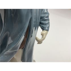 Lladro figure, The Lamp Lighter no 5205, with original box H47cm