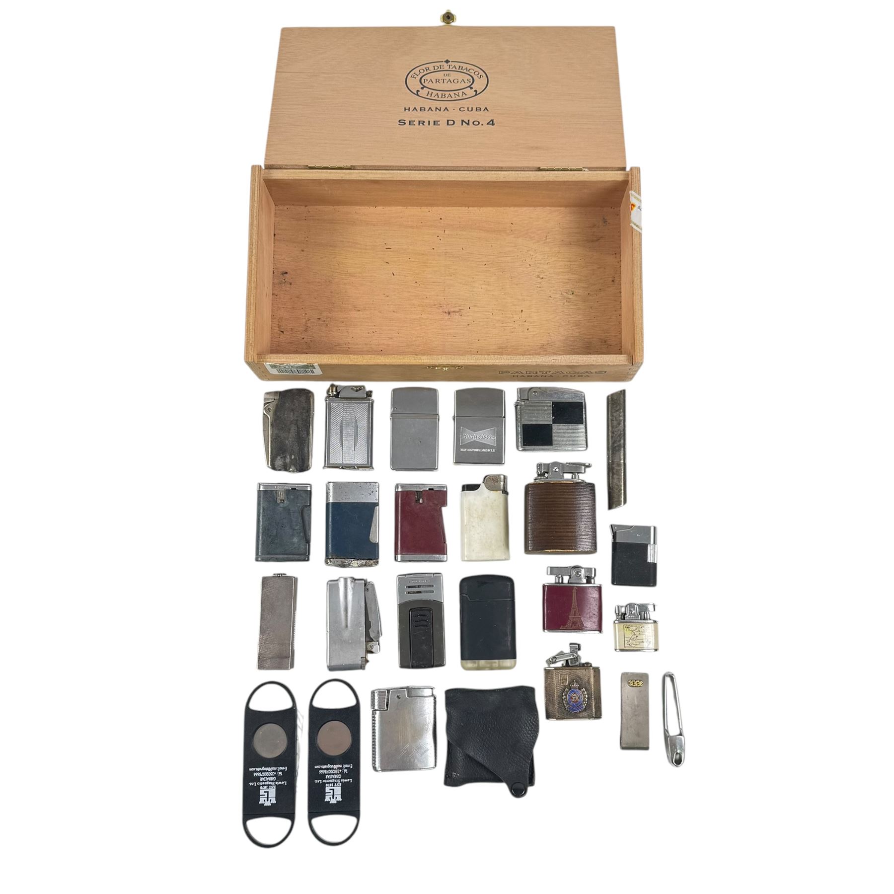 Smoking accessories, including cigar ashtray, lighters,  Ronson table lighter, cigar leather cases etc 