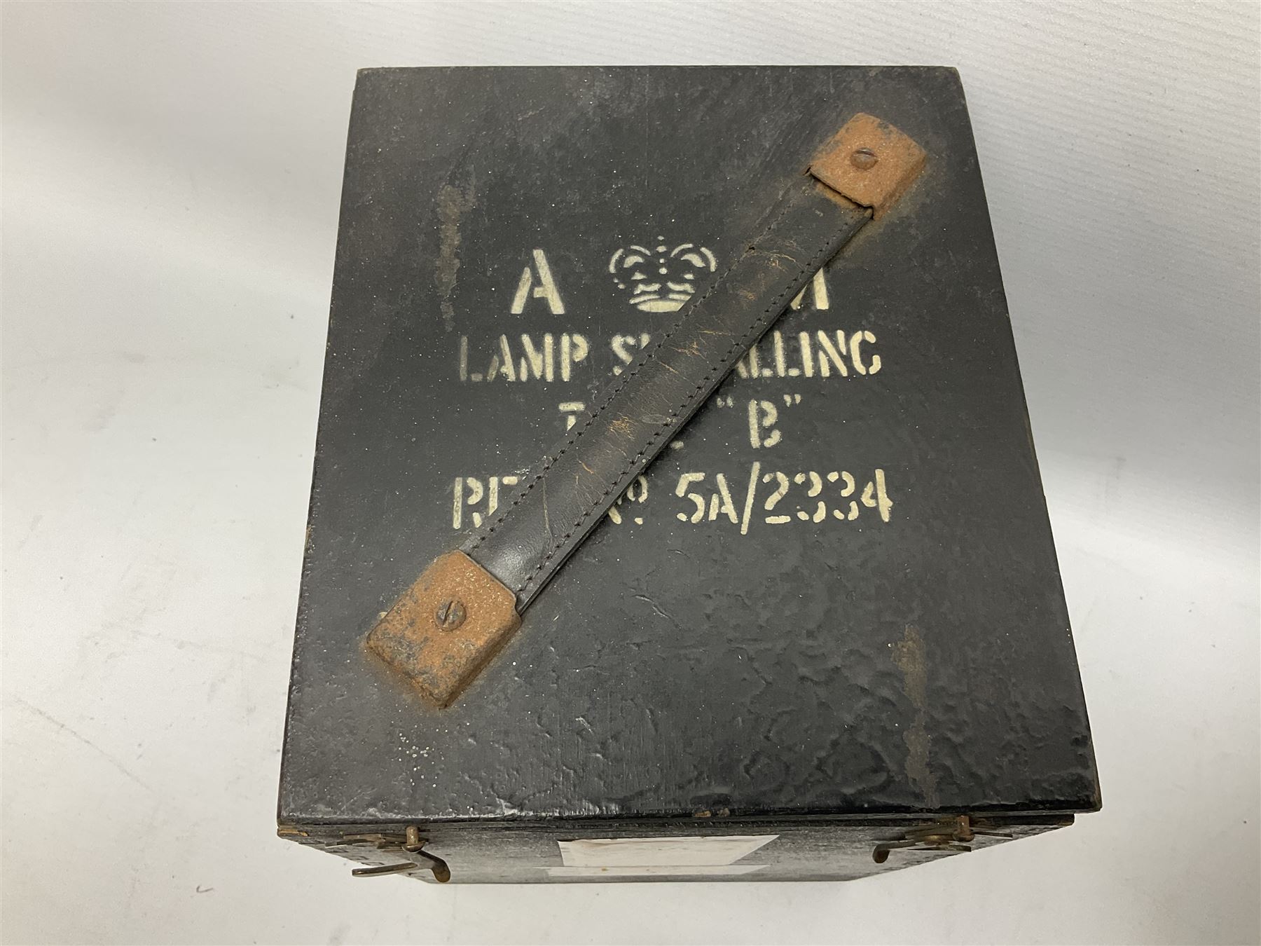 WW2 Air Ministry Bubble Sextant Mk. IXA 6B/218 No.561/44 in original box; and Air Ministry Lamp Signalling Type 