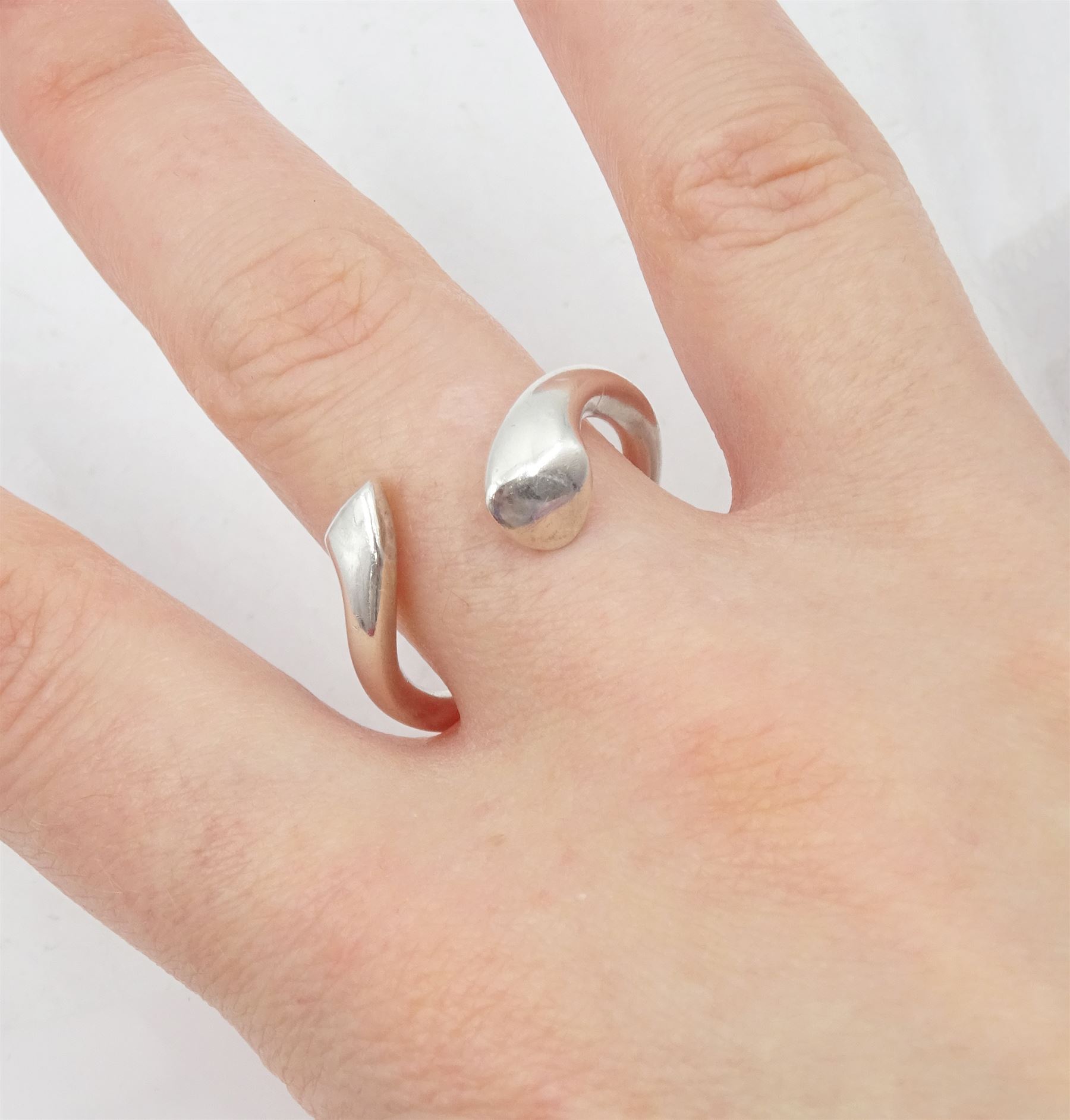 Silver devoted hearts ring by Regitze Overgaard for Georg Jensen, No 262, boxed