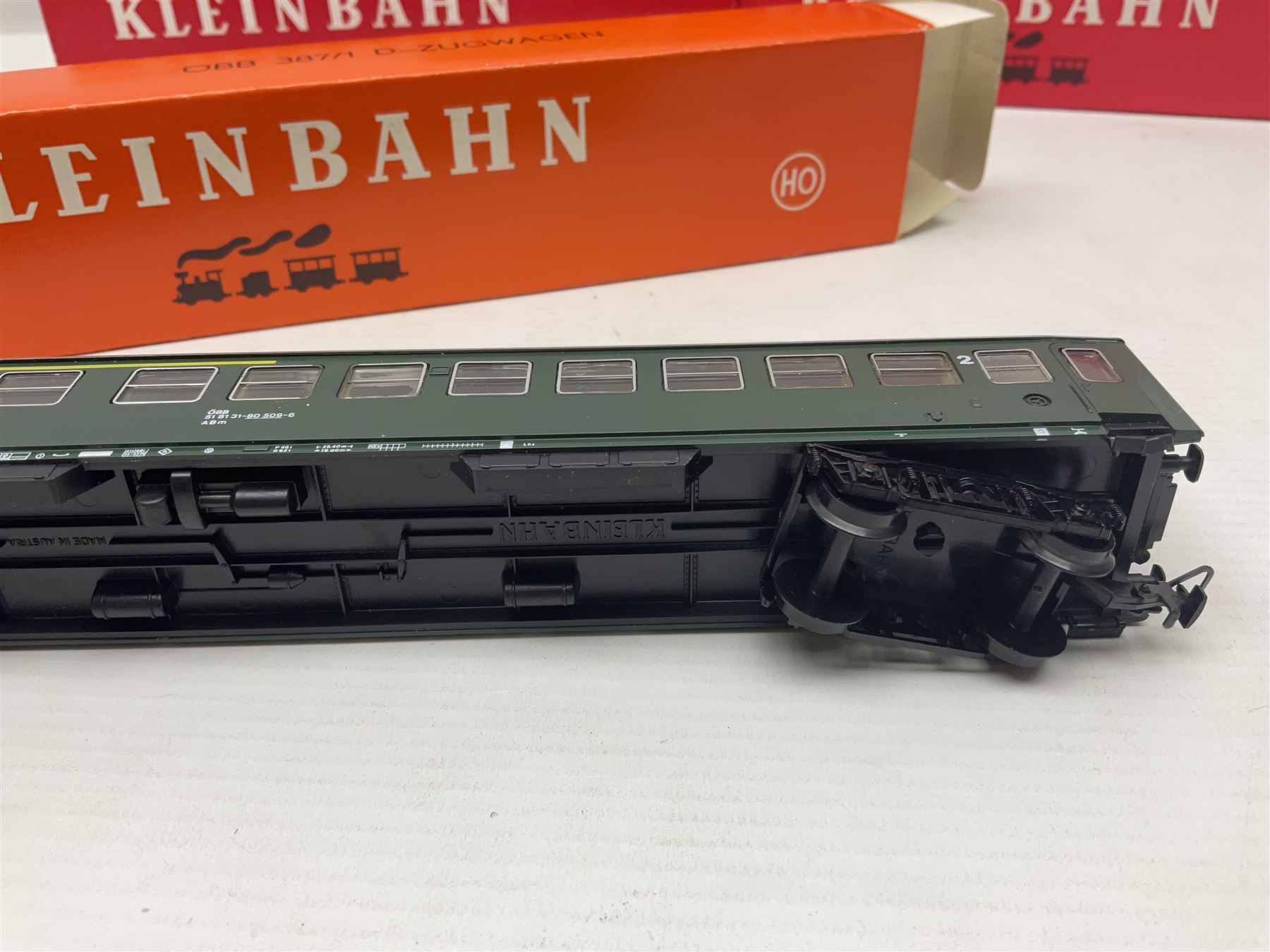 Kleinbahn HO gauge - thirteen passenger coaches - five 398 2.Klasse Eurofima Reisezugwagen; four OBB 387/1 D-Zugwagen; two 385 Schlafwagen; and two 370 Personenwagen 2 achsig; all boxed (13)