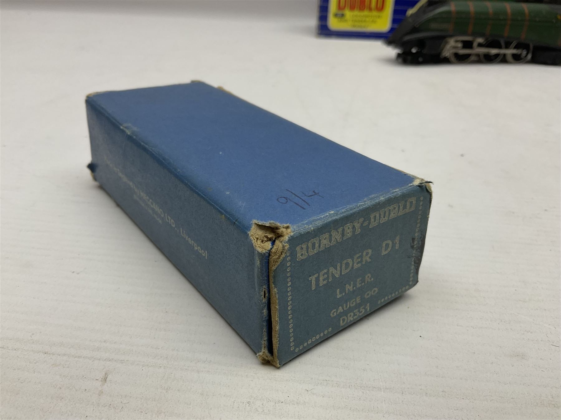 Hornby Dublo - 3-rail - Class A4 4-6-2 locomotive 'Mallard' No.60022 in BR green; in original box; and Duchess Class 4-6-2 locomotive 'Duchess of Montrose' No.46232 in BR matt green; in original plain blue box; with associated tender in plain blue box (3)