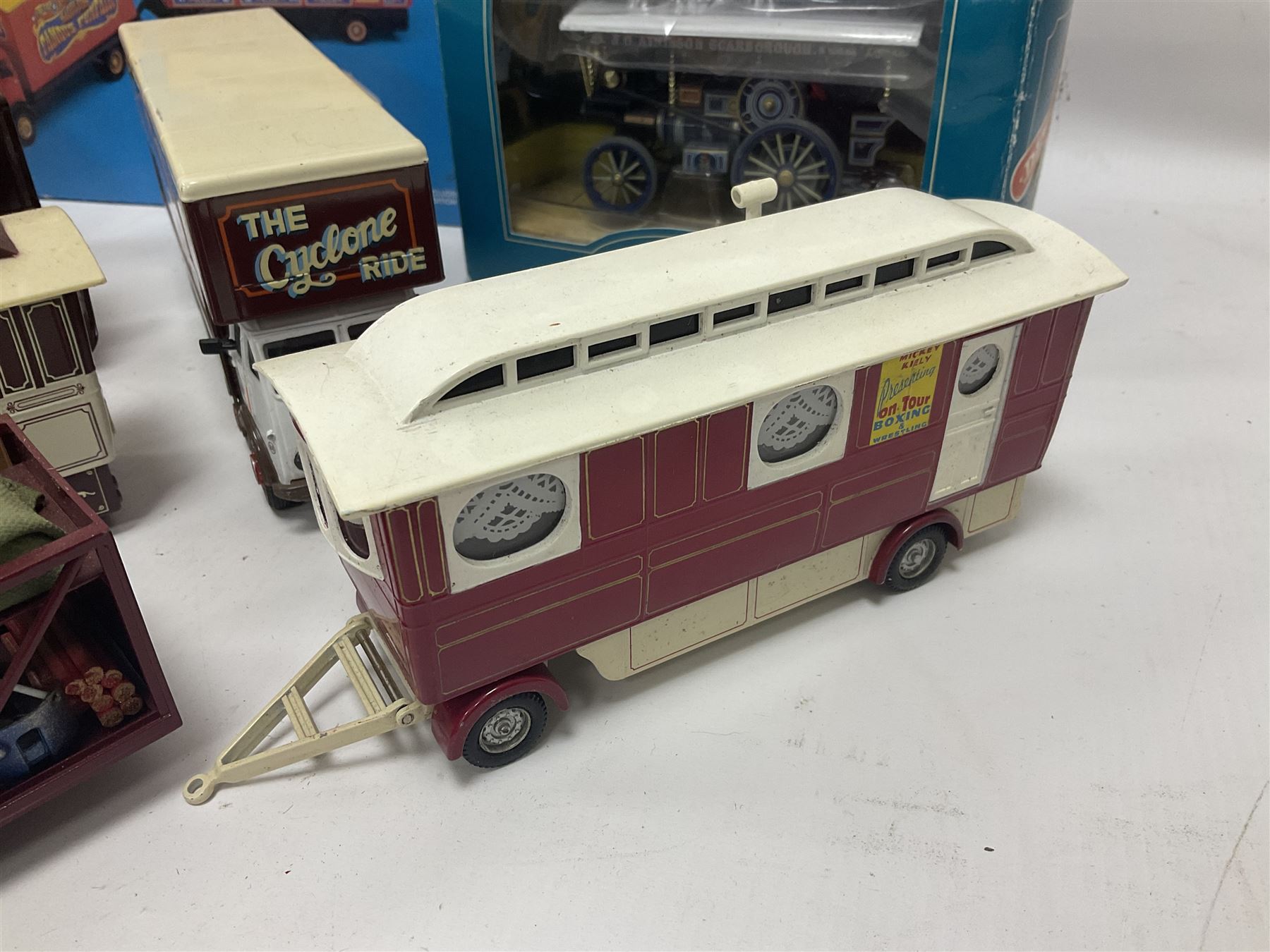 Corgi - various models both boxed and loose to include Dibnahs Choice 1 50 scale 80308, Classics 31702 and 97920, along with loose 1937 Rolls Royce 111 Sedance de Ville model, further mostly Showmans Range models and assembled fairground kits