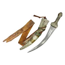 Saudi Arabian khanjar dagger with 29.5cm