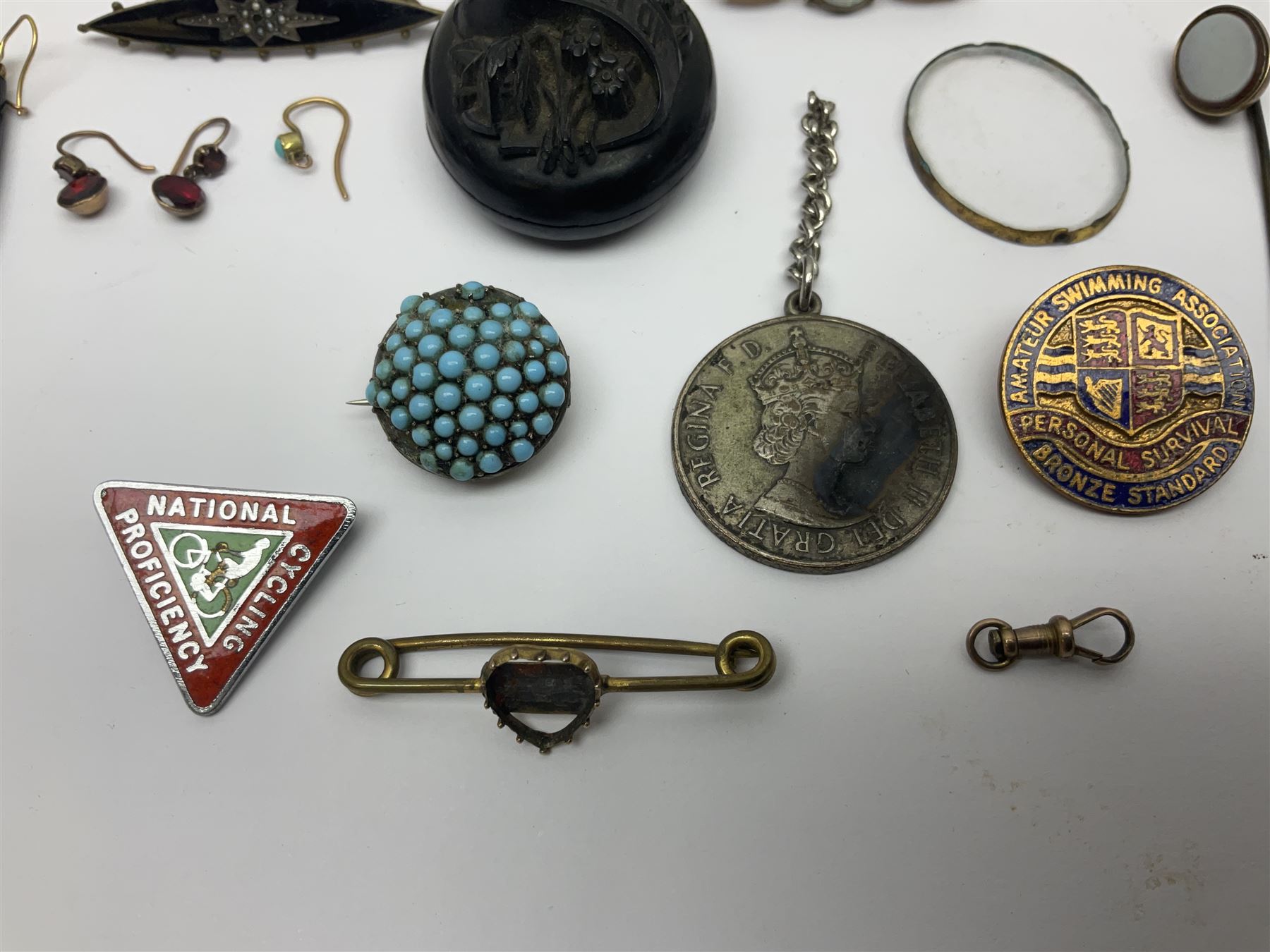 Victorian and later costume jewellery, including 'In Memory Of' mourning pendant, pair of stone set earrings, opal brooch, stick pins, etc 