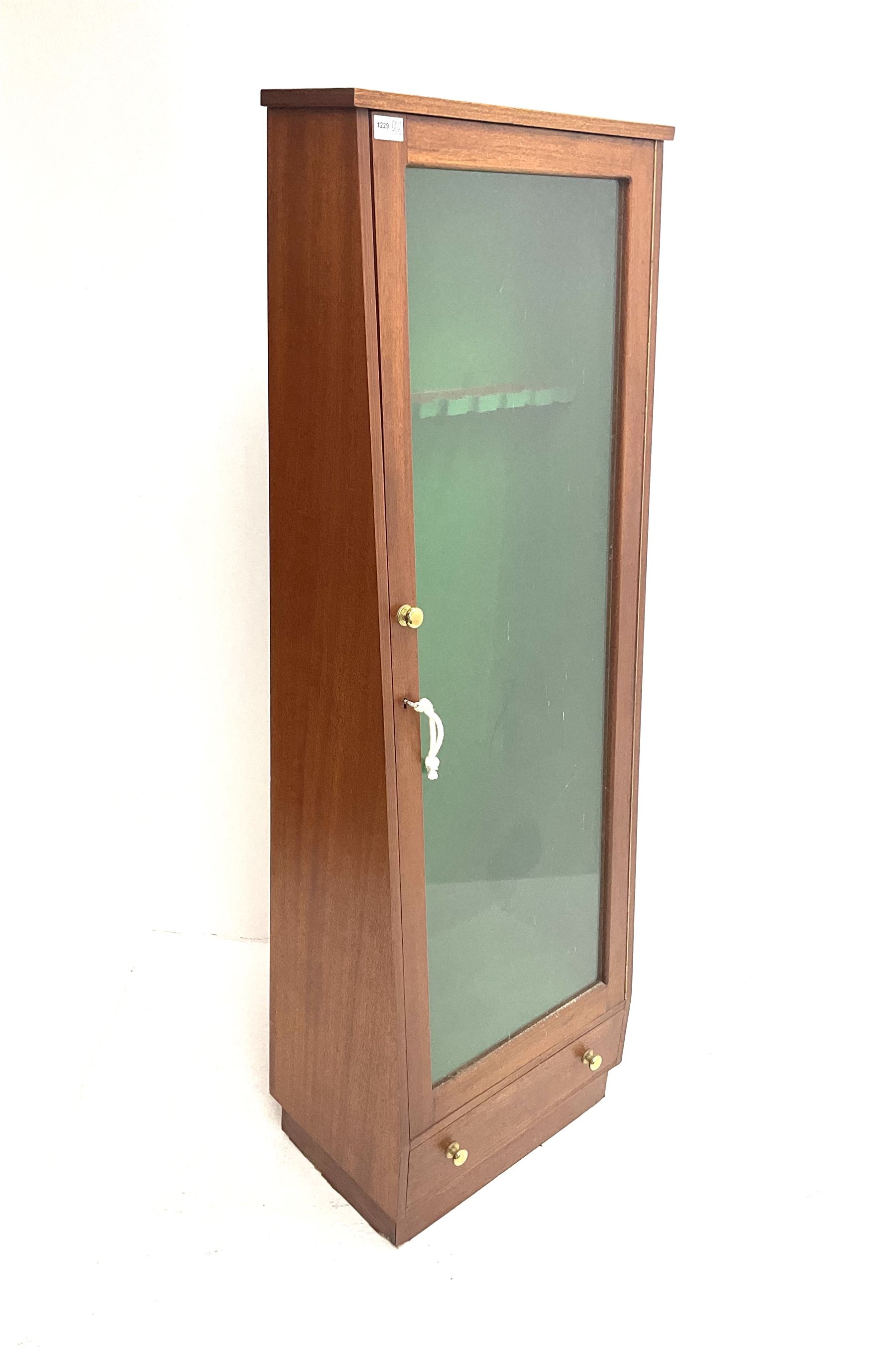 Mahogany gun cabinet for nine guns, with glazed door above a drawer