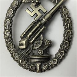WWII German Luftwaffe Flak badge, indistinct maker's mark stamped under pin