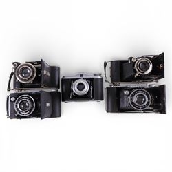 Collection of vintage cameras, including Bakelite Rajar No. 6 and VP Twin, Ferrania Condor I, Foth, Agfa, etc