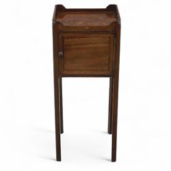 Georgian mahogany bedside cabinet of slender proportions, rectangular galleried top above a panelled cupboard door on square tapered legs 