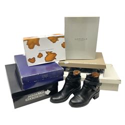 Collection of designer ladies shoes and boots, to include Donald J Pliner black court wedge, Stuart Weitzman over the knee stretch boots, Aquatalia Carmen boots, two pairs of Kurt Geiger ankle boots and Russel & Bromley Canterbury riding boots, various sizes, all in boxes (6)
