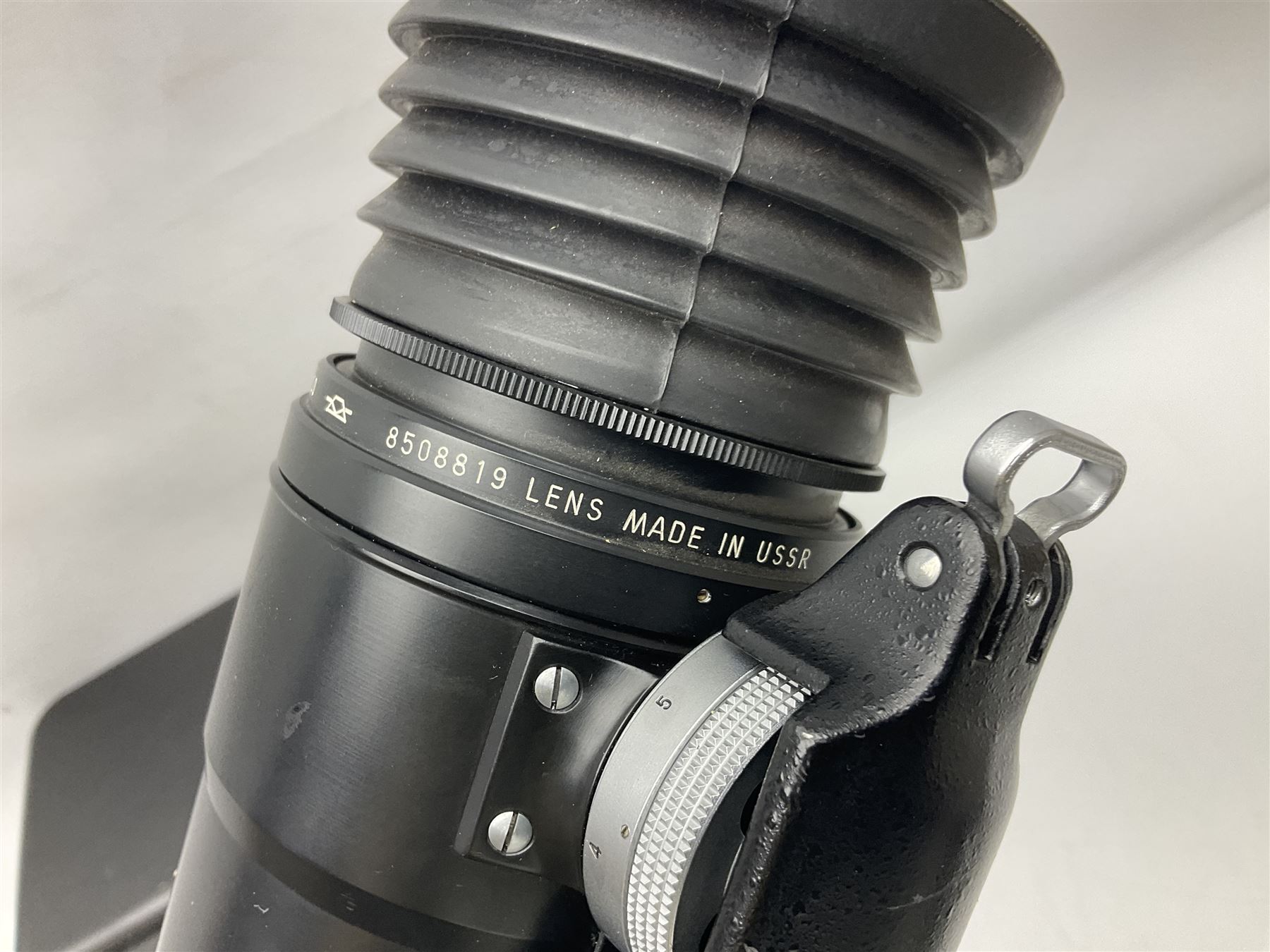 Zenit Photosniper Outfit, to include Zenit E camera body, serial no 80272217, 'Tair-3S 4.5/300' lens serial no 8508819, 'Aico 3x Converter', etc, all in a metal carry case  