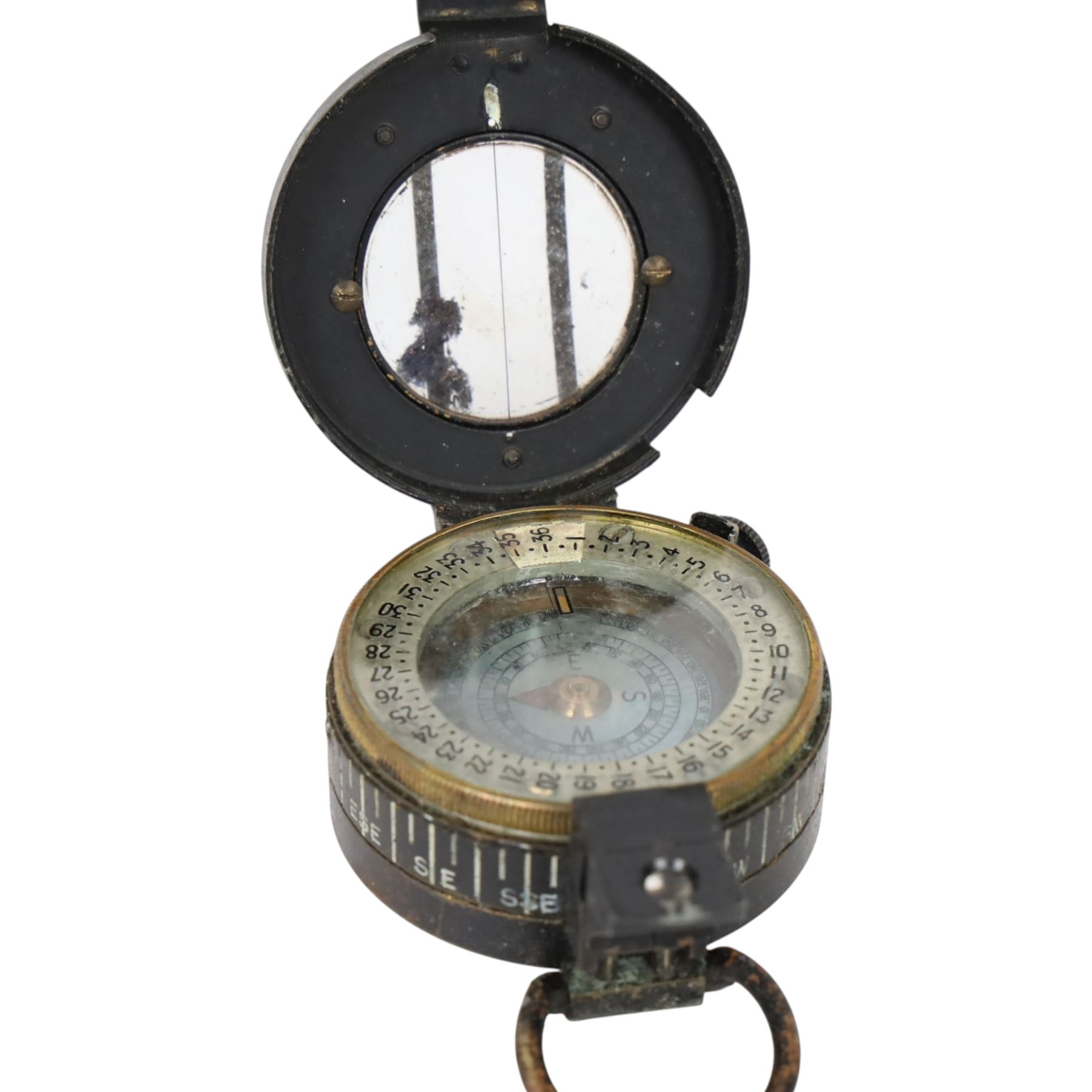 WWII MK III military compass dated 1944, T.G. Co. Ltd, London, in leather case