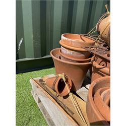 Assortment of mainly terracotta plant pots and quantity of planters, plus a few glazed - THIS LOT IS TO BE COLLECTED BY APPOINTMENT FROM DUGGLEBY STORAGE, GREAT HILL, EASTFIELD, SCARBOROUGH, YO11 3TX