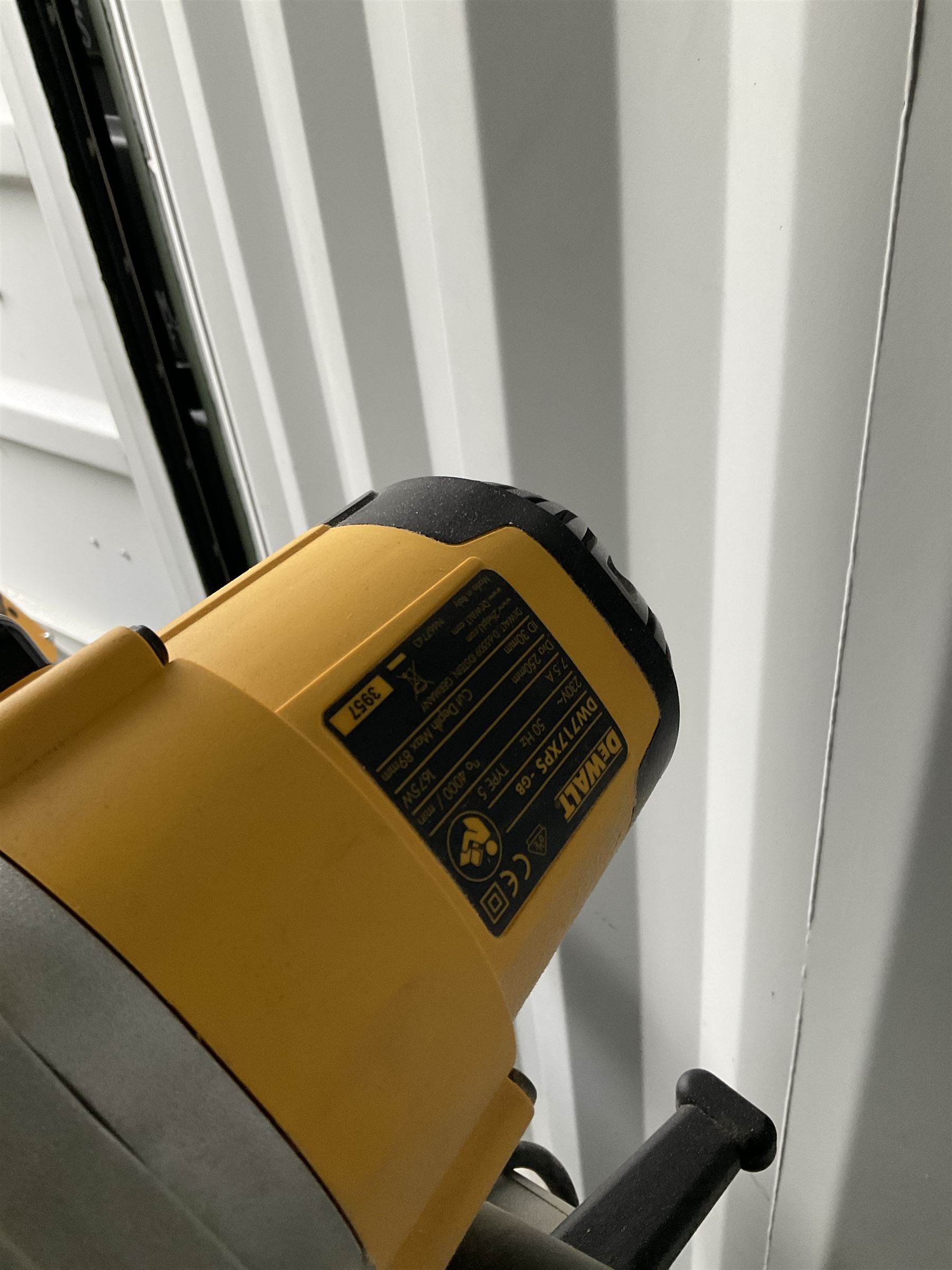 DeWalt DW717XPS, chop saw with table and extenders cut depth max 89cm - THIS LOT IS TO BE COLLECTED BY APPOINTMENT FROM DUGGLEBY STORAGE, GREAT HILL, EASTFIELD, SCARBOROUGH, YO11 3TX