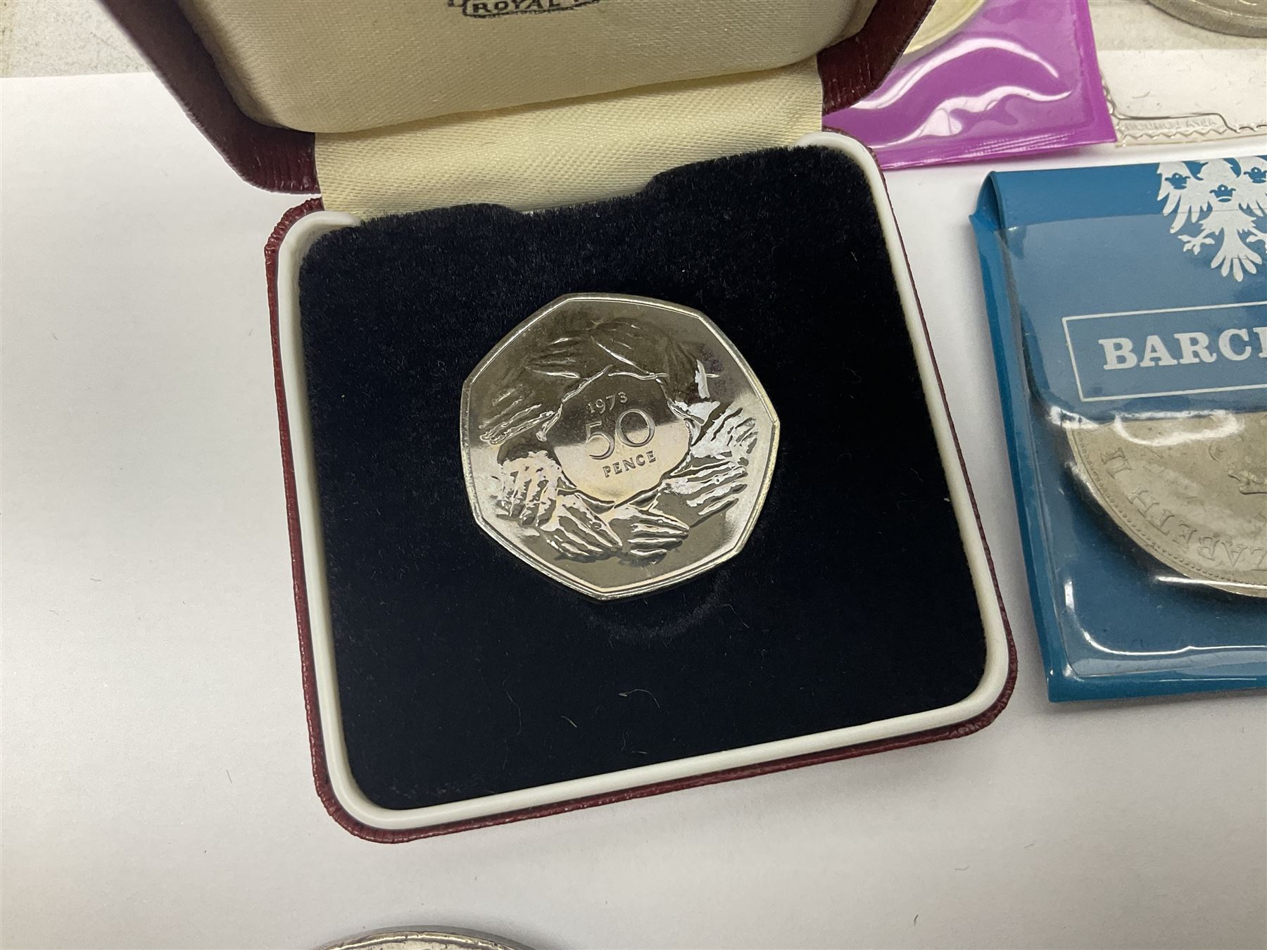 United States of America 1922 peace dollar, 1971 dollar coin, various commemorative crowns, commemorative medallions etc