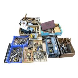 Very large quantity of vintage tools to include Osborn cobalt drill bits, Clarkson 20mm HSS end mill, chisels, saws etc