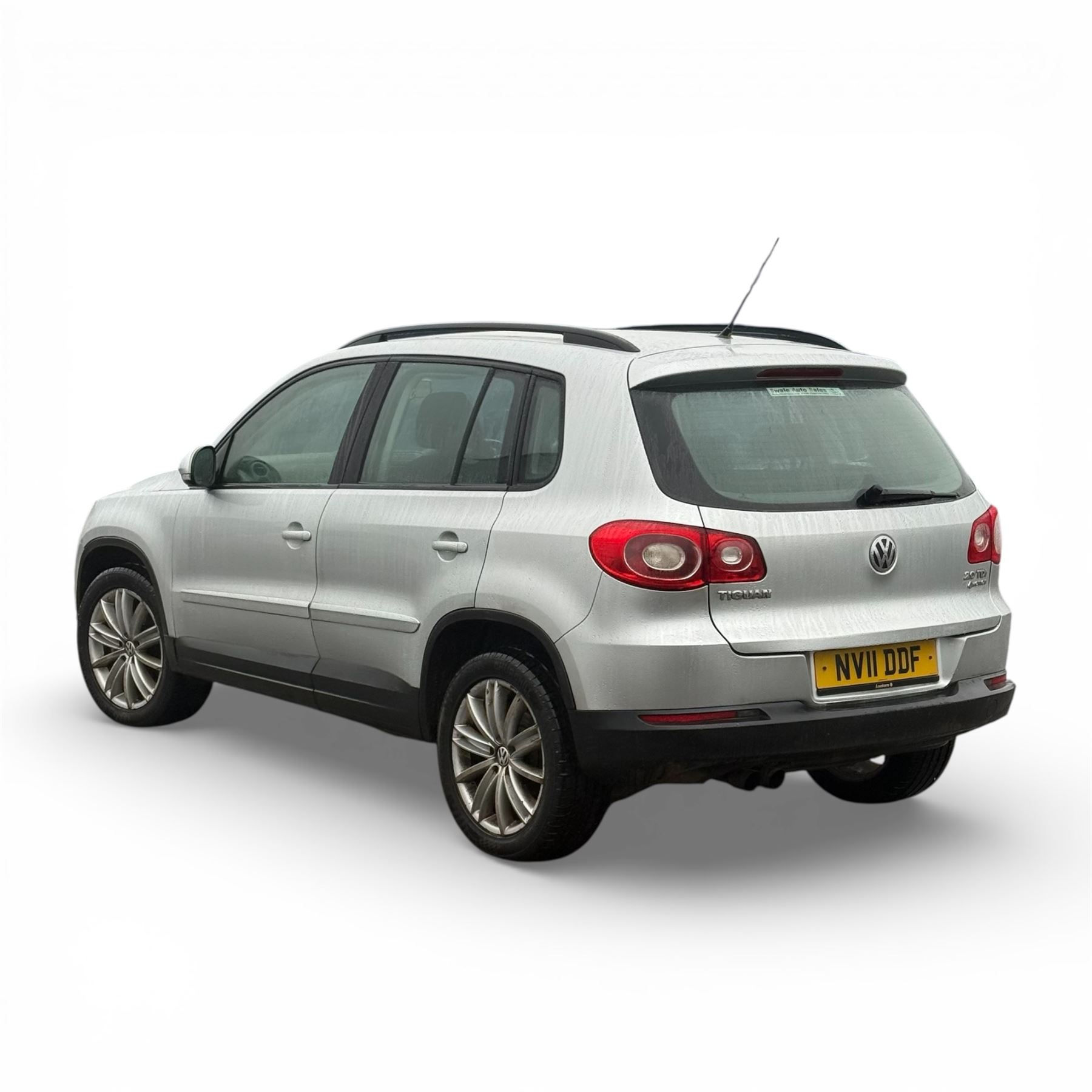 VW Tiguan, 2 Litre diesel, Automatic, 2011, Silver, MOT till 06/09/2026, 120,000 Miles (NV11 DDF)