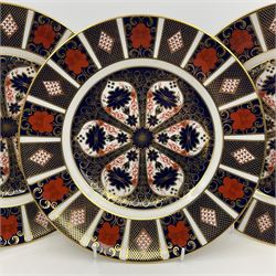 Three Royal Crown Derby Old Imari plates, pattern no.1128, D27cm