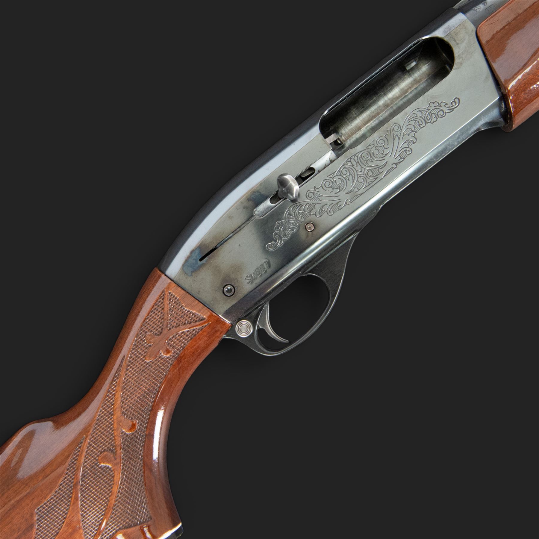 Remington Model 1100 12 bore 3-shot semi-automatic shotgun, 26
