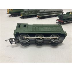 Various Makers ‘00’ gauge - eight locomotives to include G&R Wrenn Class N2 0-6-2T no.2385 in LMS black and Standard Tank Class 2-6-4 no.2679 in LMS crimson; Class 5 4-6-0 no.5112 in black livery; Mainline Railways Class 45 D49 ‘The Manchester Regiment’ in BR green; Airfix Class 31 D5531 in BR green; three further models (8)