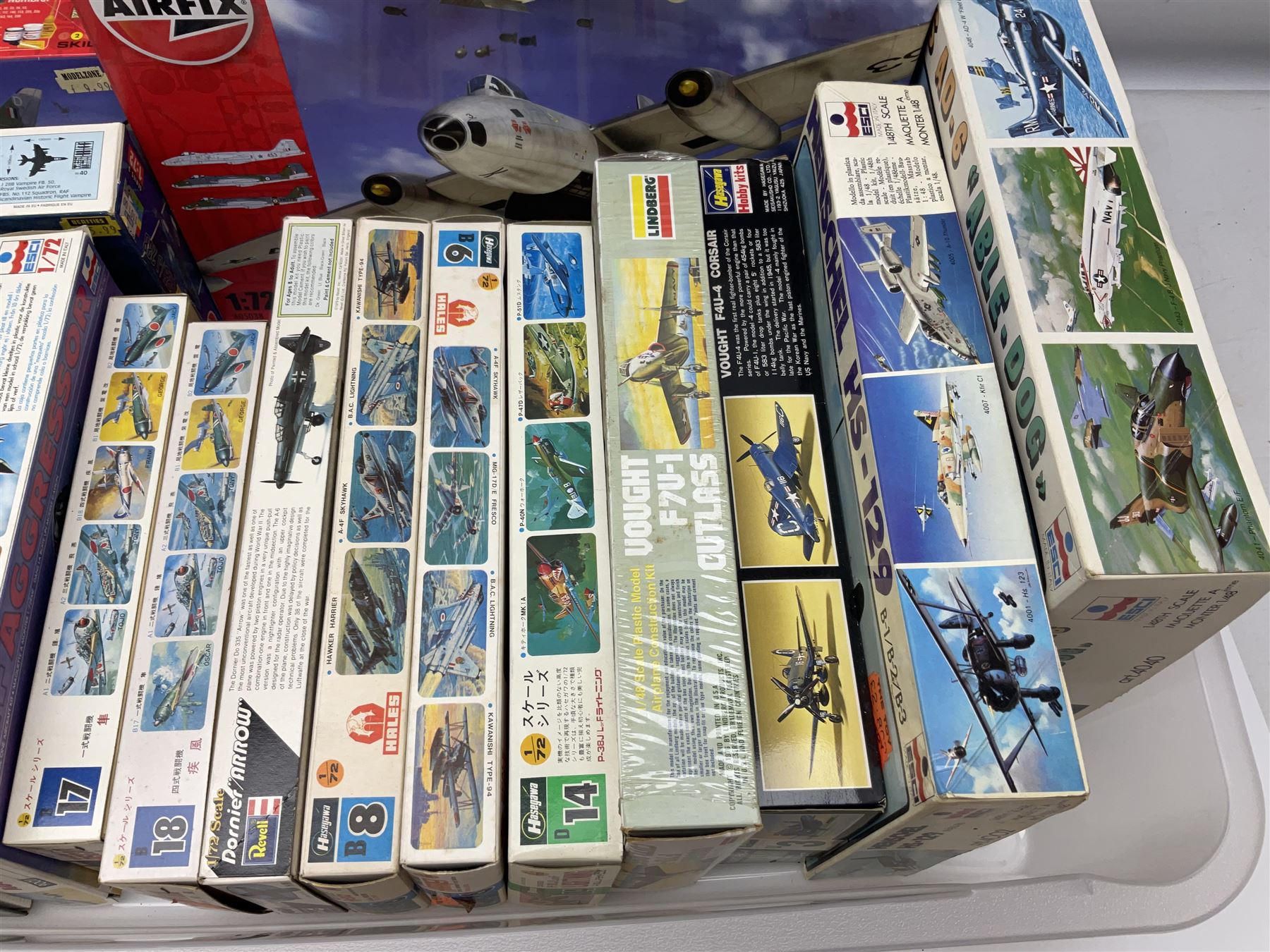 Twenty-eight model aircraft construction kits by Airfix (6) including Jet Engine; Hasagawa (5); LS (2); Italeri (2); Revell (2); ESCI (3); Heller (4); AMT ERTL, Matchbox, Lindberg and Hales; all boxed (28)