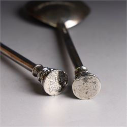 Pair of 17th century style seal top table spoons, with rounded fig shaped bowls and seal top finials, engraved ALC JEB 1649, with leopards head mark to centre top of bowl and modern hallmark on reverse for London Assay Office with no date mark