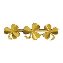 18ct gold bar brooch set with three clovers