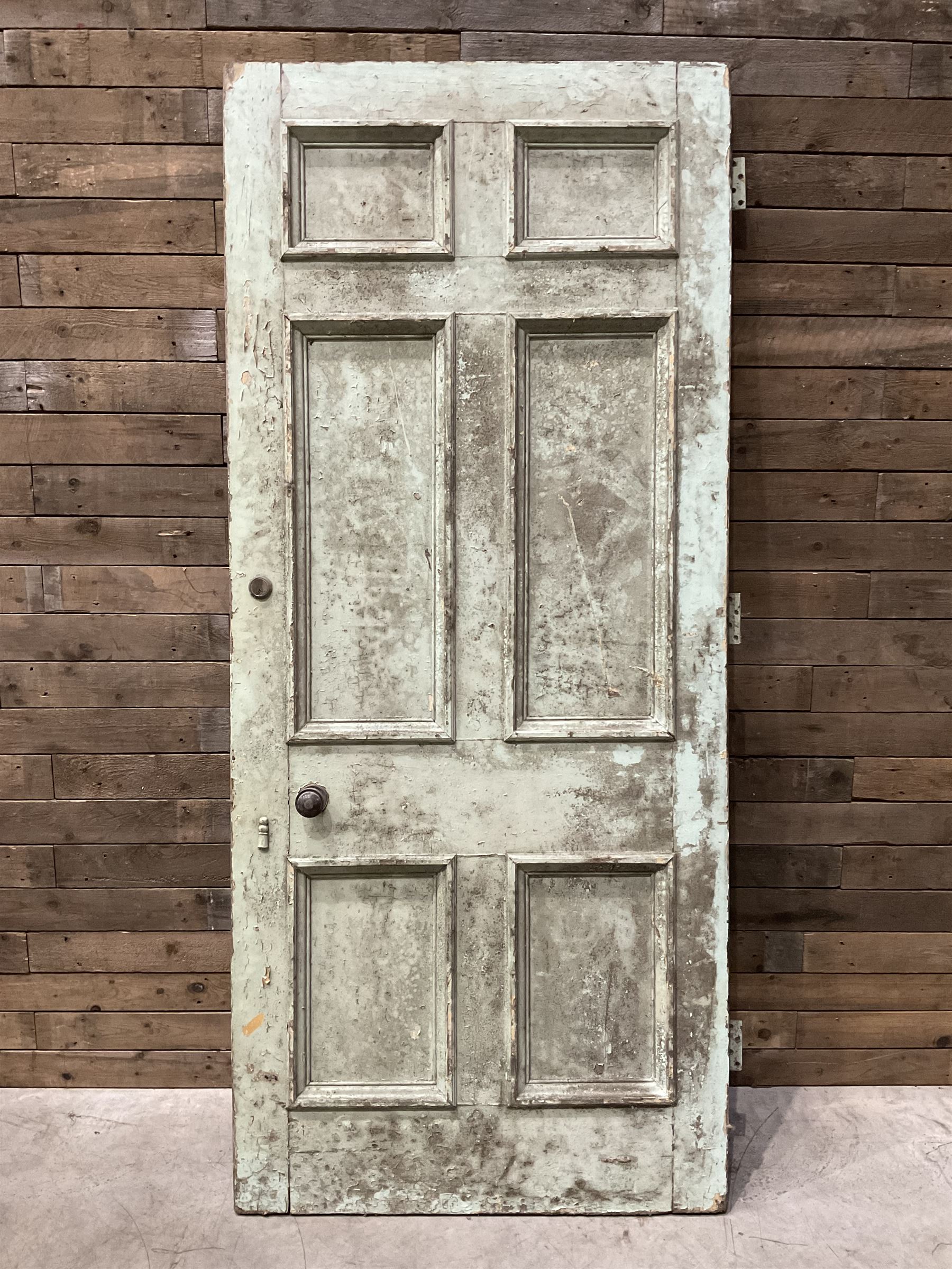 Five 19th century heavy pitch pine six panel doors

226cm x 99cm
228cm x 99cm
228cm x 100cm
228cm x 100cm
228cm x 99cm