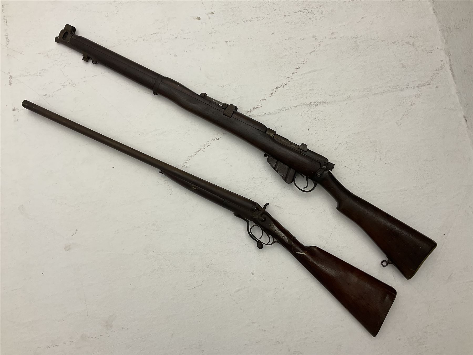 WW1 Lee Enfield SMLE .303 bolt action rifle with 63.5cm barrel and